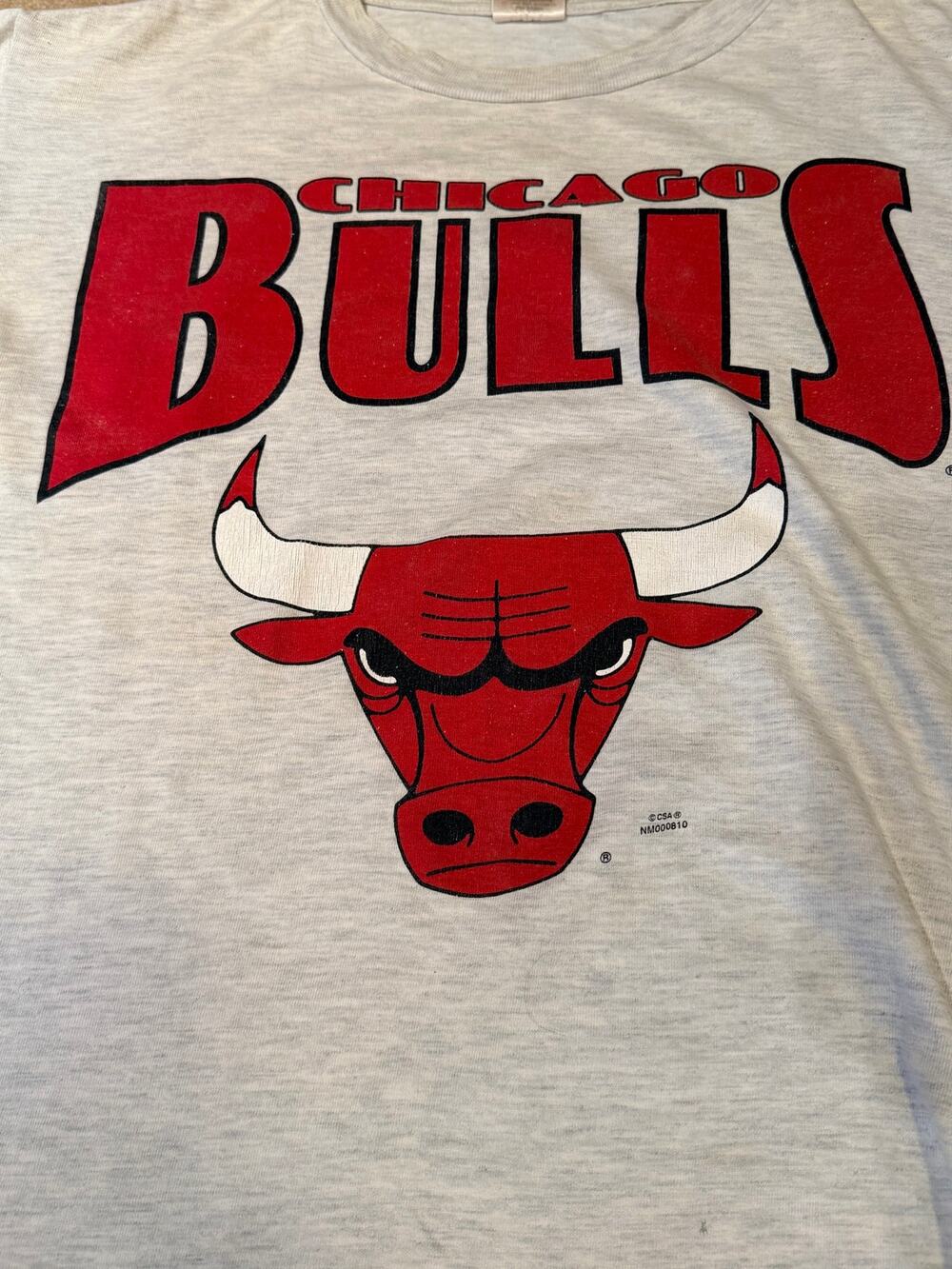 Vintage 90s Chicago Bulls NBA T-Shirt Gray Graphic Tee Men’s Size Large